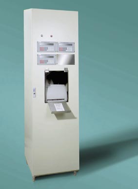 schrank.jpg (10627 Byte)